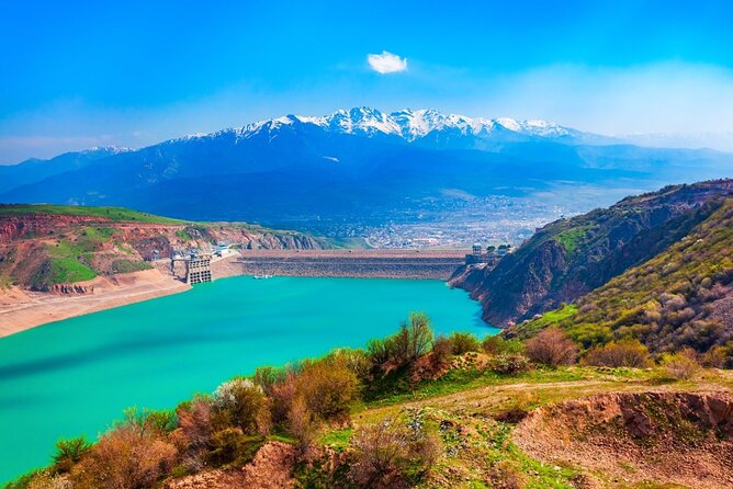 7-Day Uzbekistan with the Local: From Blue Domes to Mountains - Why this seven-day route works