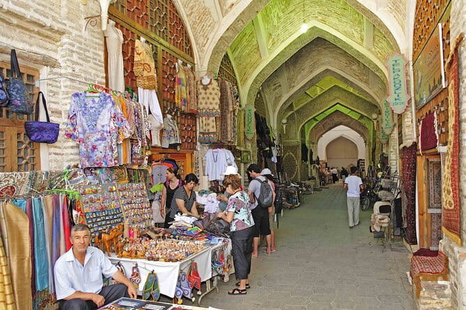 A Complete Chapter To Old Bukhara - Mir-i-Arab Madrasa and the Kalon area