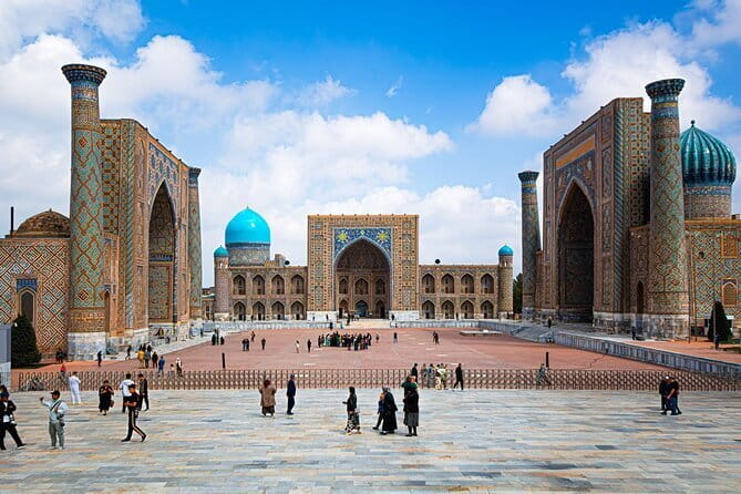Best of Samarkand: City Tour – Inside Visits Included - Amir Timur and Gur Emir: begin with the Timurid story