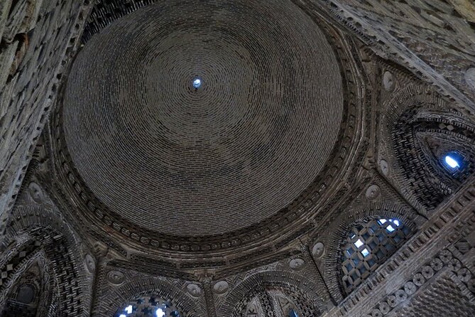 Bukhara Walking Tour - Two contrasting madrasas: Ulughbek and Abdulaziz-Khan