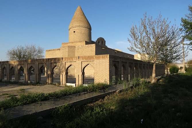 Bukhara Walking Tour - Poi Kalyan: Bukhara’s great architectural pause