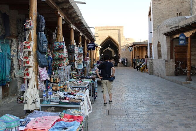 Bukhara: Walking Tour with a Small Group - The Ark, Bolo-Hauz, and the city’s royal edge