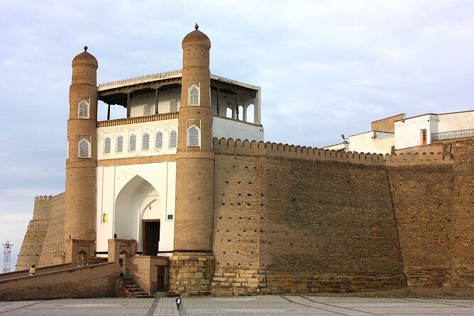 Bukhara Walking Tour - A short puppet theater visit with a local craft angle