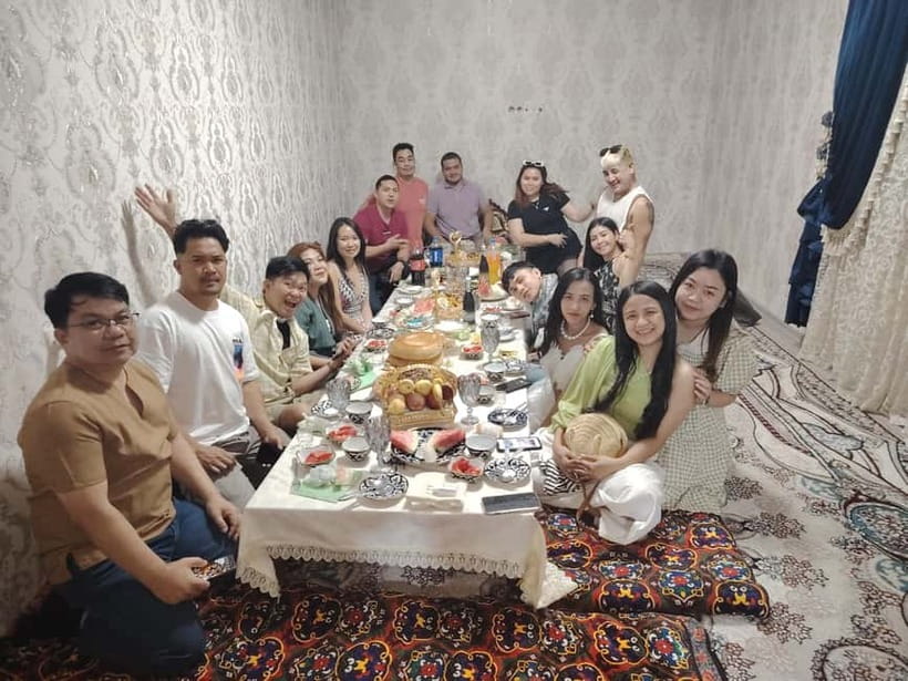 cooking traditional food in Samarkand with local people - From Siab Bazaar to a family kitchen