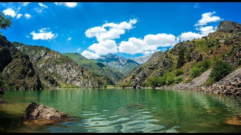 Jade Lake Tour from Tashkent - The uphill trail to the larger lake