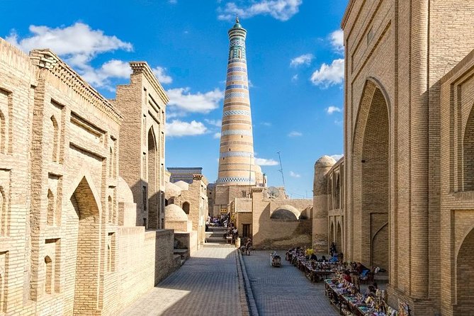 Khiva Walking Tour - A flexible route through palaces and madrassas