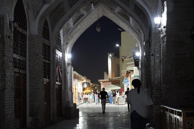 One-Day Private Tour in the Old Town of Bukhara - Bolo Hauz Mosque and the Ark of Bukhara