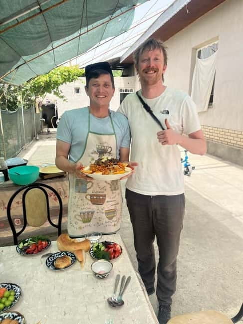 Samarkand: Cooking class with local family - Starting at a local bazaar