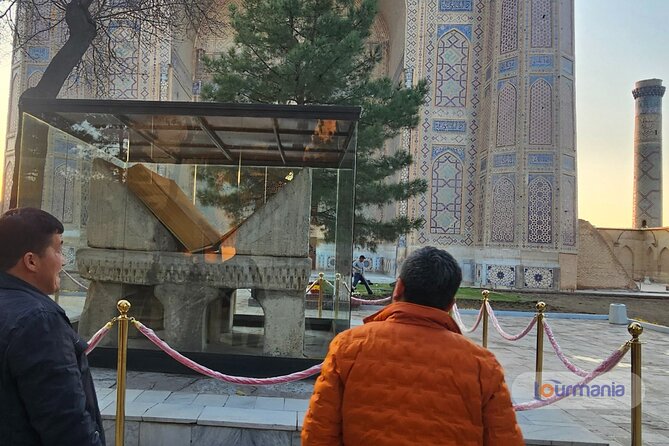Samarkand Historical City Highlights Guided Walking Tour - Hazrat Khizr Mosque adds legend and modern history