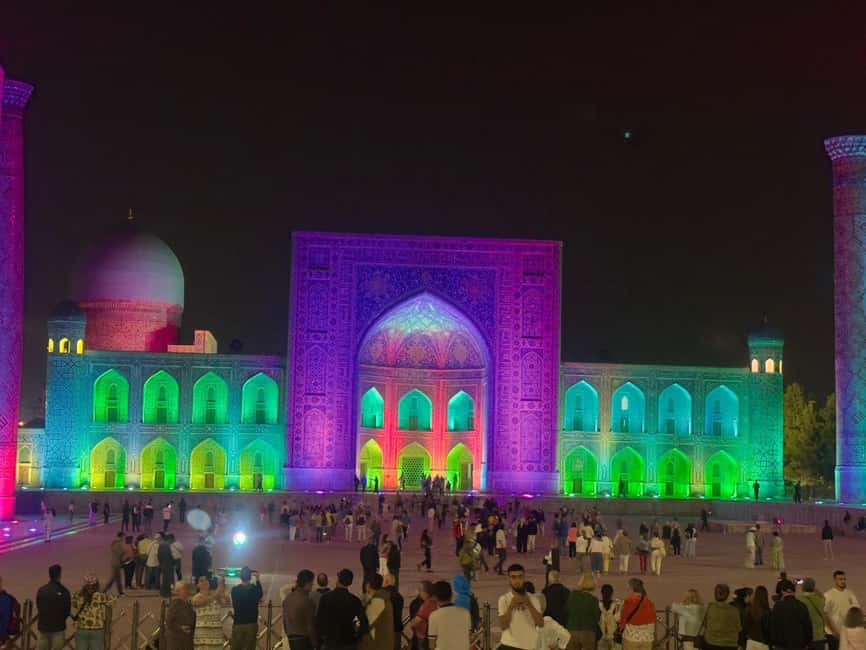 Samarkand Moonlight Tour: A Timeless Night Experience - Meeting at Amir Temur Mausoleum