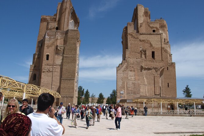 Shahrisabz Private Excursion From Samarkand. - Meeting a local guide in Amir Timur’s hometown