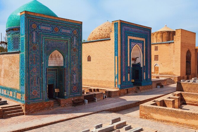 Silk Road Secrets Tour in Uzbekistan - Day 2: Bukhara after an early train