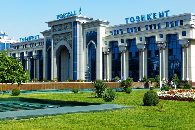 Tashkent City Tour with Hotel Pickup and Drop off - Amir Temur Square and Independence Square