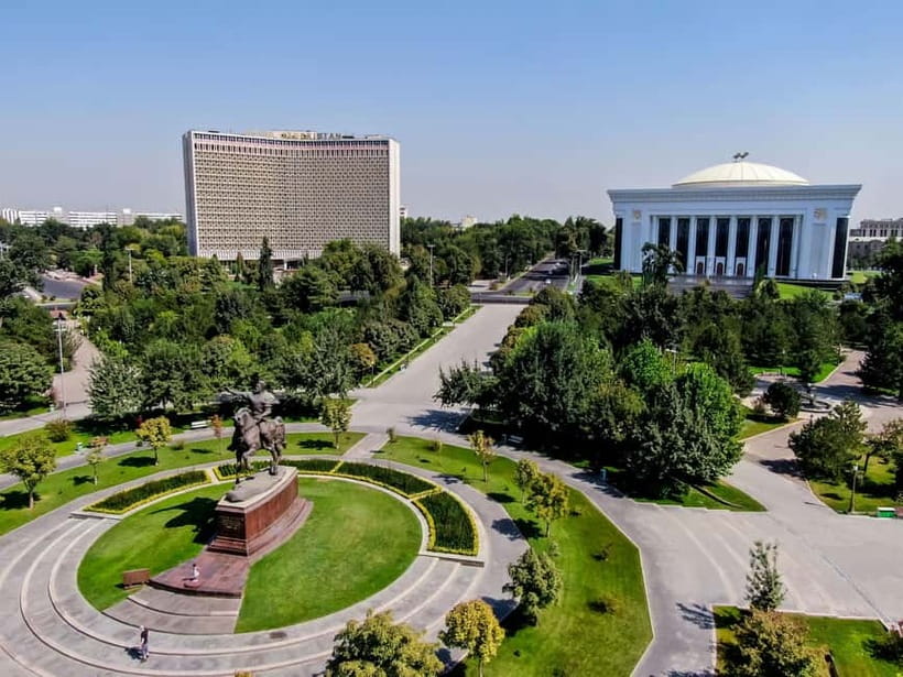 Tashkent: Hidden Gems Walking Tour with Local Snacks - Who should book this Tashkent experience