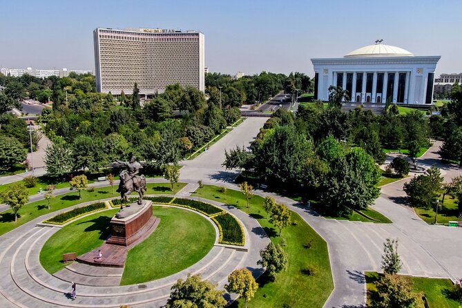 Tashkent Walking & Food Tour: Highlights + Local Flavors - Chorsu Bazaar, where the food focus makes sense