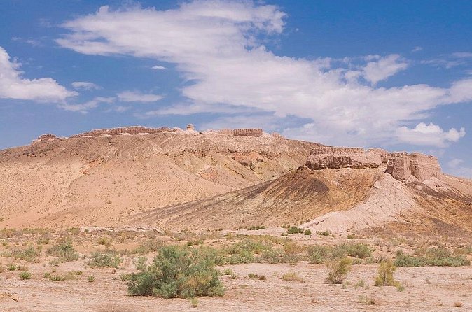 Transfer from Khiva to Bukhara by Fortresses - Eight hours on the road between Khiva and Bukhara
