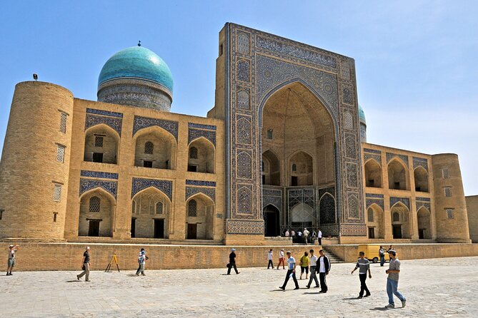 Uzbekistan in 7 days Tashkent, Samarkand, Bukhara and Khiva - The long Bukhara to Khiva rail day