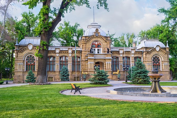 Uzbekistan Tour - 6 Days 5 Nights - Trains, hotels, meals, and group size